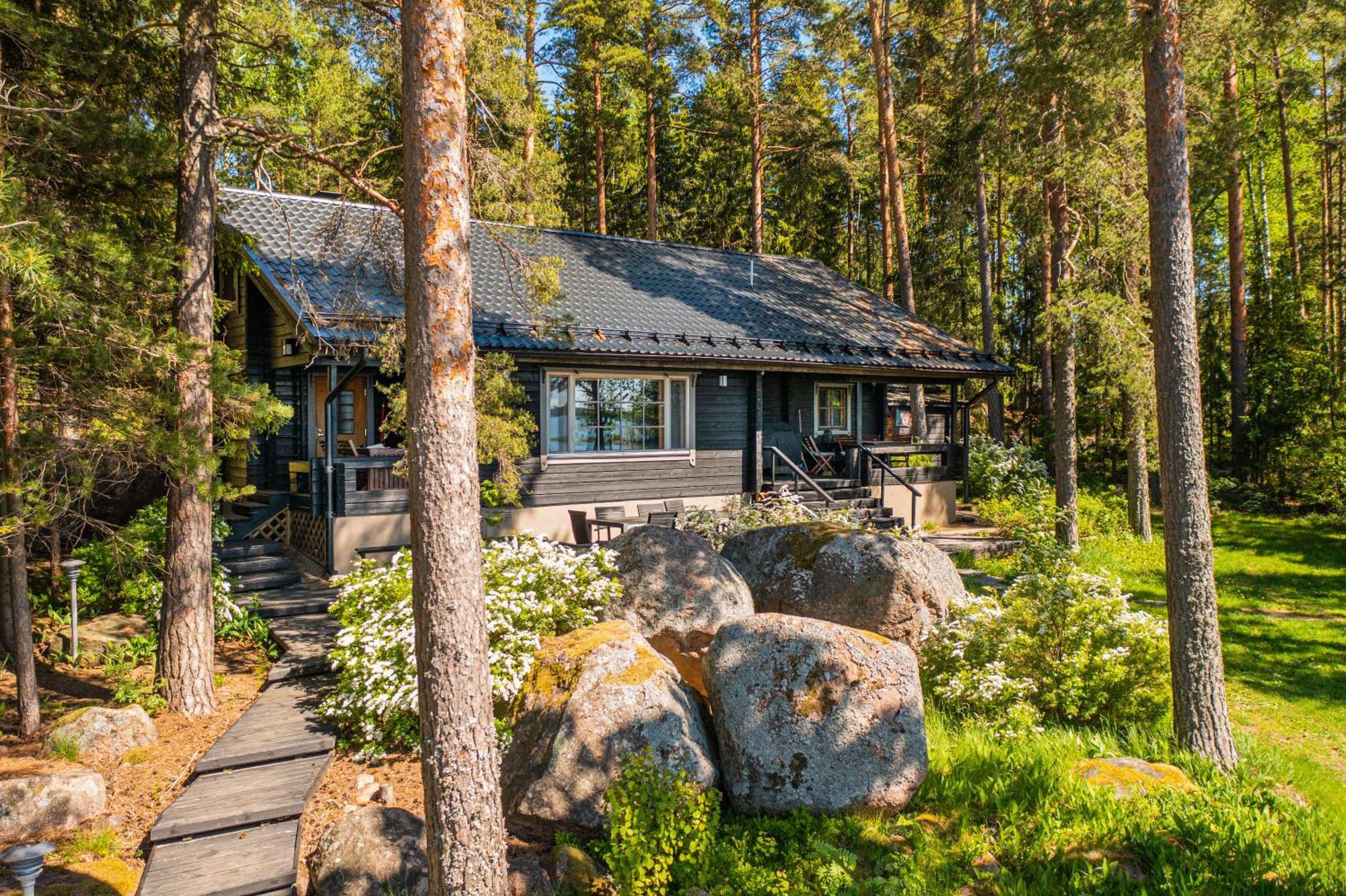 Skitunaes Villa